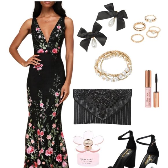 LULU'S SOIREE BLOSSOM BLACK FLORAL EMBROIDERED MERMAID MAXI DRESS SIZE SMALL - Picture 2 of 5